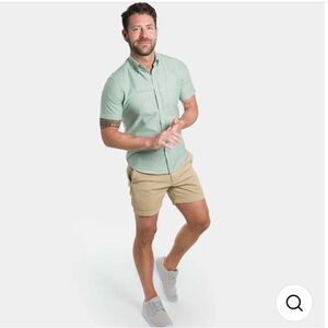 NWT Ash & Erie lightweight chino short